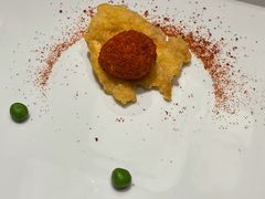 爆浆鹌鹑蛋配金沙灯影鱼片-辛香汇·现炒川菜(淮海路百盛店)