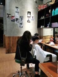 -PE SALON