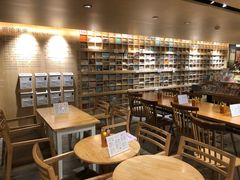 大堂-猫的天空之城概念书店(苏州诚品店)