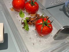 番茄脆菇沙拉-小大董·烤鸭(观景餐厅·南京西路店)