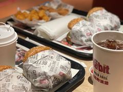-The Habit Burger Grill 哈比特汉堡(复兴soho店)