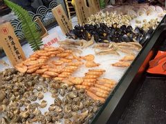 -四海一家自助餐(益田假日广场店)