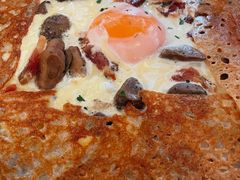 鸡蛋蘑菇熏肉荞麦可丽饼-RAC BAR(安福路店)