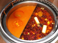 辣锅加番茄锅-快乐小羊·内蒙牛羊肉火锅(流花中心店)
