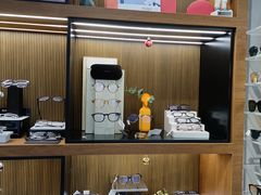 -一代眼镜·蔡司配镜(浦东大拇指广场店)