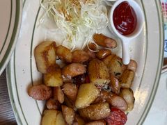 -玛格萝妮比萨屋(四平店)