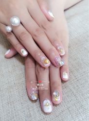 -睫乐园•睫公馆•美睫美甲沙龙