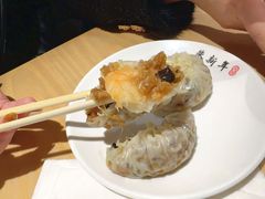 蛋黄烧麦-朱新年·苏式汤团·面点(北寺塔店)