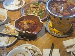 -隔壁老王·家常云南菜(花巷店)