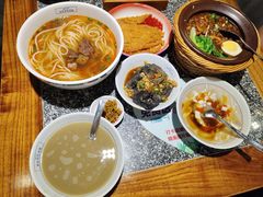 -湘下佬·老长沙吃货铺(酃湖万达店)