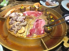 -猪啊牛呀羊啊铜盘烤肉(正大广场店)