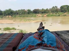 -乌托邦酒吧和餐厅