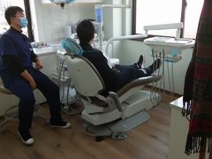 -Dr.Z dental仁康种植矫正中心
