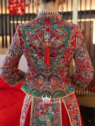 点击看大图 -艾拉·女王婚纱礼服馆