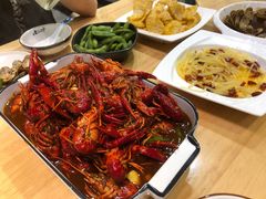 -聚汇三少·龙虾·中餐厅(莫邪路新天地店)