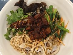 -桥香园云南过桥米线(金马碧鸡店)