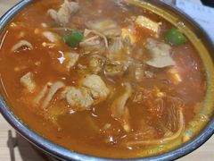 小鸡炖蘑菇-阿宏饺子馆