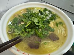 -文山荷鲜居(翠湖店)