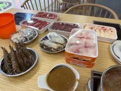 -杨老板·海鲜集市火锅·鲜切牛肉(中防万宝店)