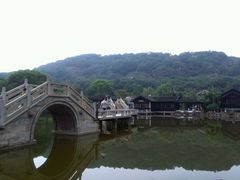 -灵岩山风景区