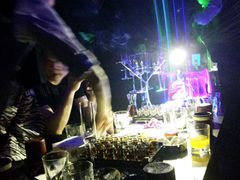 -SPACE(欢乐颂购物中心店)