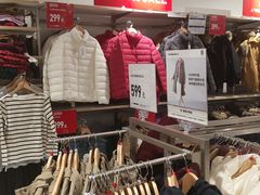 -优衣库(上海正大广场店)