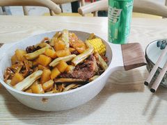 -内蒙焖面大盆骨餐馆(山大路店)