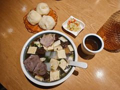 -金莹丸子汤清真(朝外SOHO店)