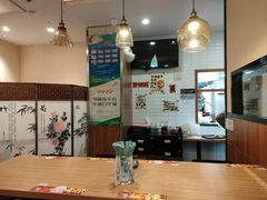 -小杨生煎(金山百联购物中心3楼店)