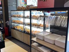 面包甜点陈列柜-85度C(生甜甜圈研究工坊·上海松江人民北路店)