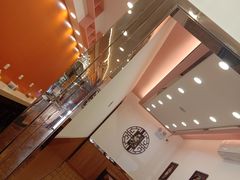 -余百年·现烧烧腊(布吉金利店)