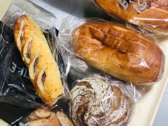 芝士粒粒法包-PAPER STONE BAKERY(天环店)