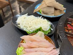 -老酉火锅(阳明古镇店)
