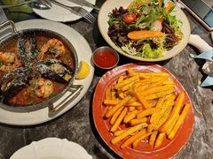 -LESCEDARS Brasserie Bistro香柏树