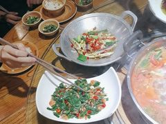 -亮欢寨酸汤鱼(沙冲路店)