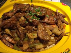 -多嘴肉蟹煲(万达店)