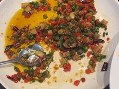 -川流不息·地道川菜·小龙虾(松东路店)