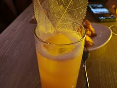 -FOUR PLAY BAR