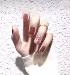 -Pink You美甲美睫纹绣定制中心