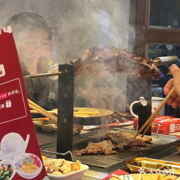 阿里嘎多美羊羊桑🐑今天吃咩咩烤烤.紫苏烤羊腿🐑