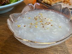 -蜜桃餐厅·伴山(湖滨商业街店)