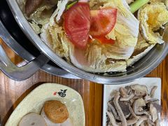 -牛小隆牛肉面馆(四牌楼店)