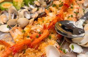 Steamed Shrimp with Fish Pond Crab