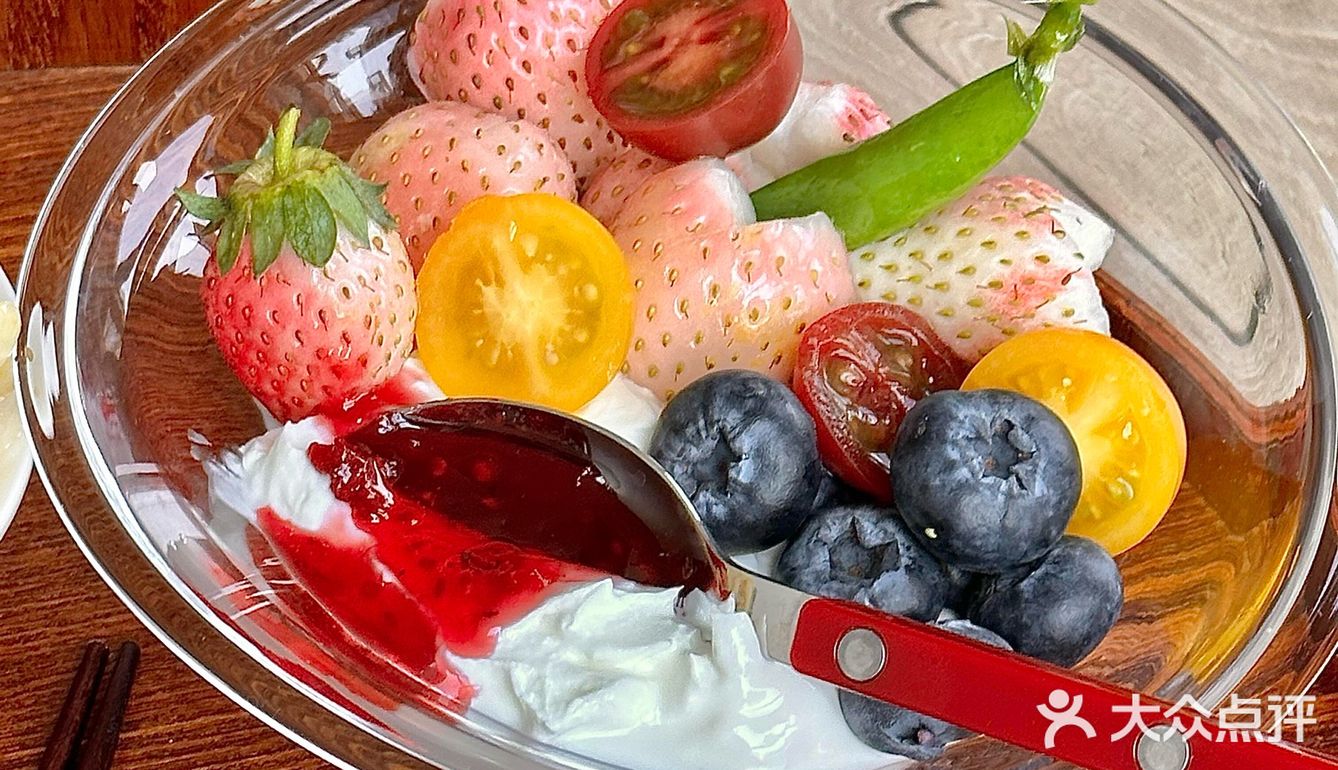 早餐𓌉🍓𓇋 草莓蝴蝶结吐司我也吃上啦