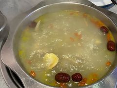 -光头药膳鸡(莱茵小镇店)