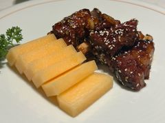 烧汁羊排拼老汉瓜-珍呈中餐厅•粤川淮扬新疆(乌鲁木齐康莱德酒店)