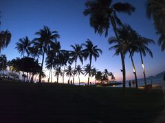 -Sunset Bar(丹绒亚路香格里拉店)