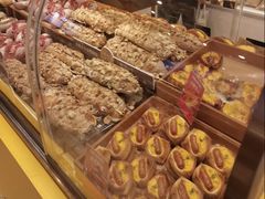 -昆明冠生园·蛋糕·面包(朗悦湾店)
