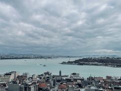 -加拉达石塔