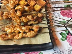 -大城·烧烤海鲜大排档(台东店)